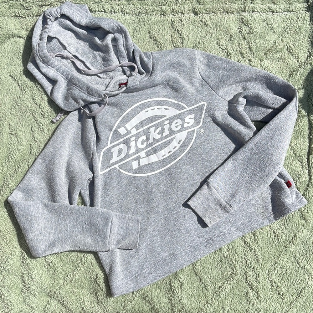 💕 Preloved Dickies Crop Sweatshirt